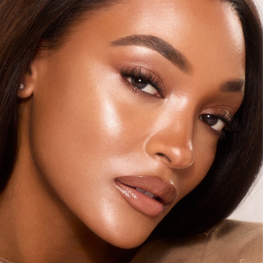 unreal flawless looking skin kit