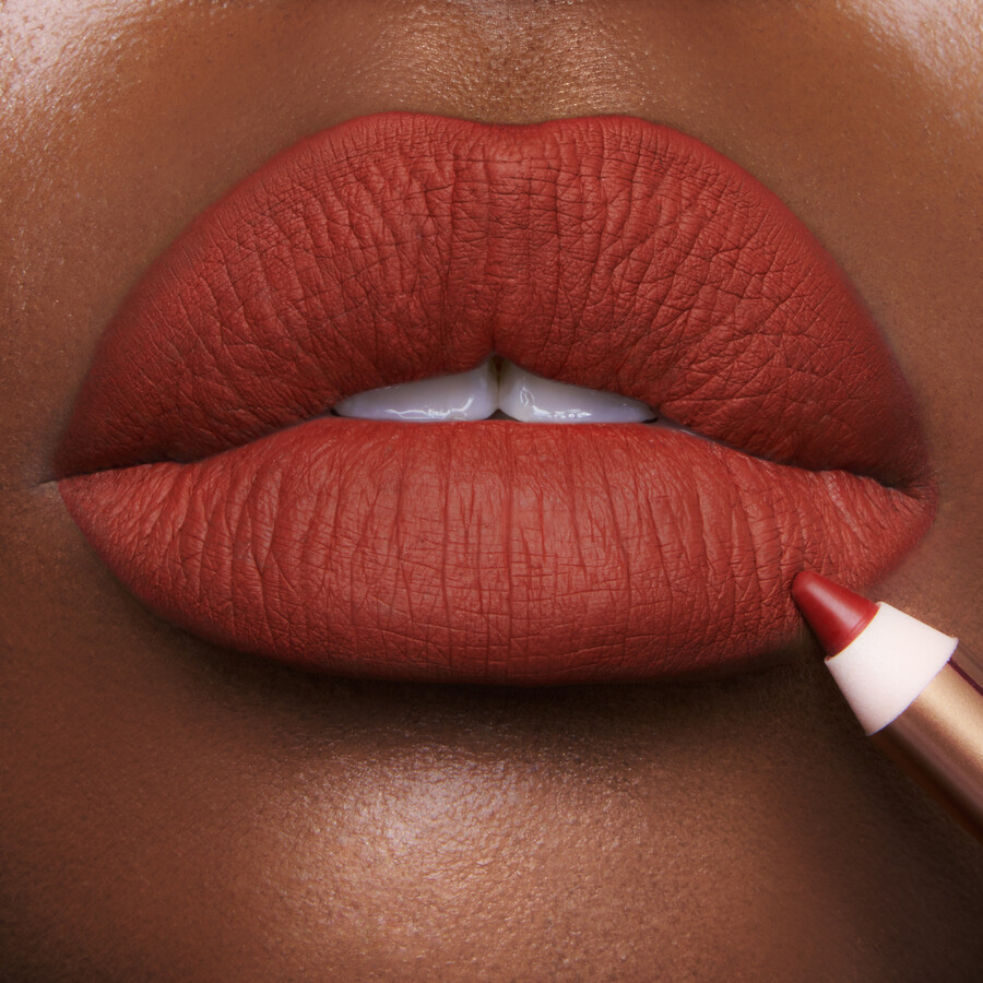 lip cheat