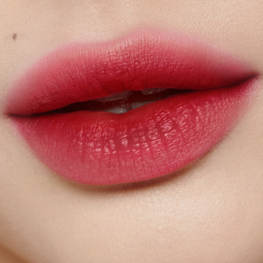 airbrush flawless lip blur