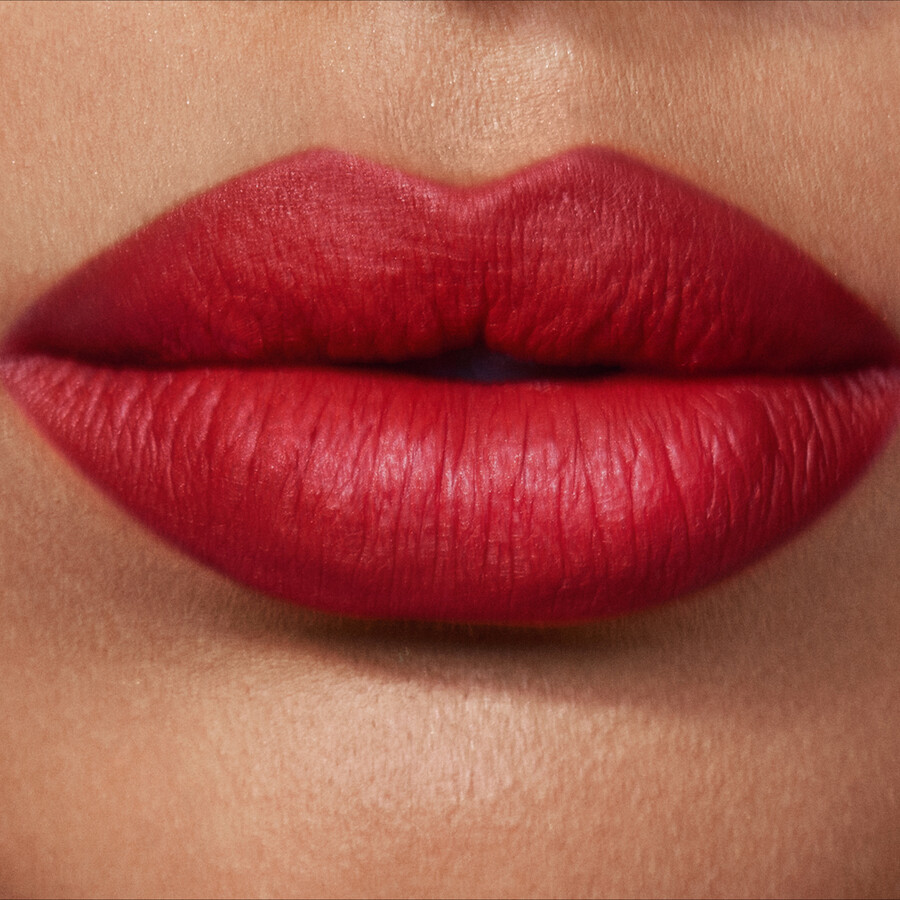 airbrush flawless lip blur