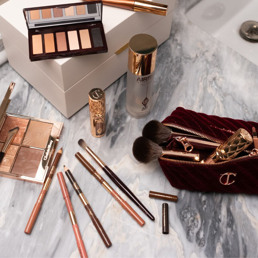 makeup bag of dreams