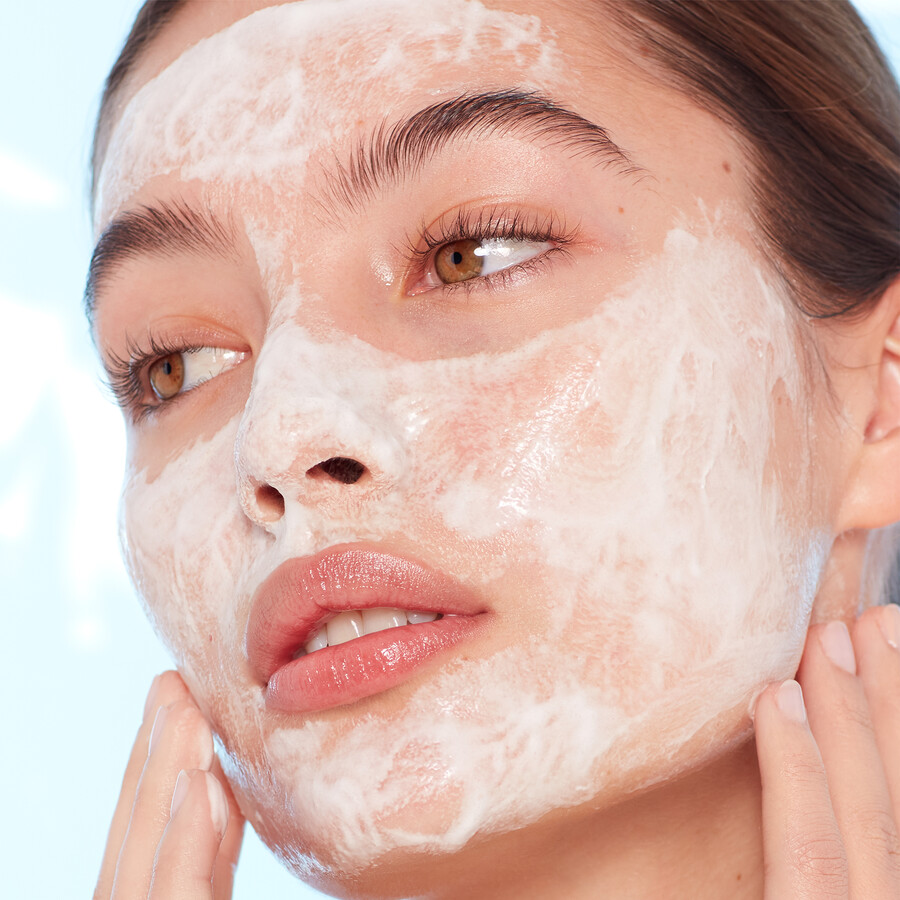 charlottes 3-step magic skin routine