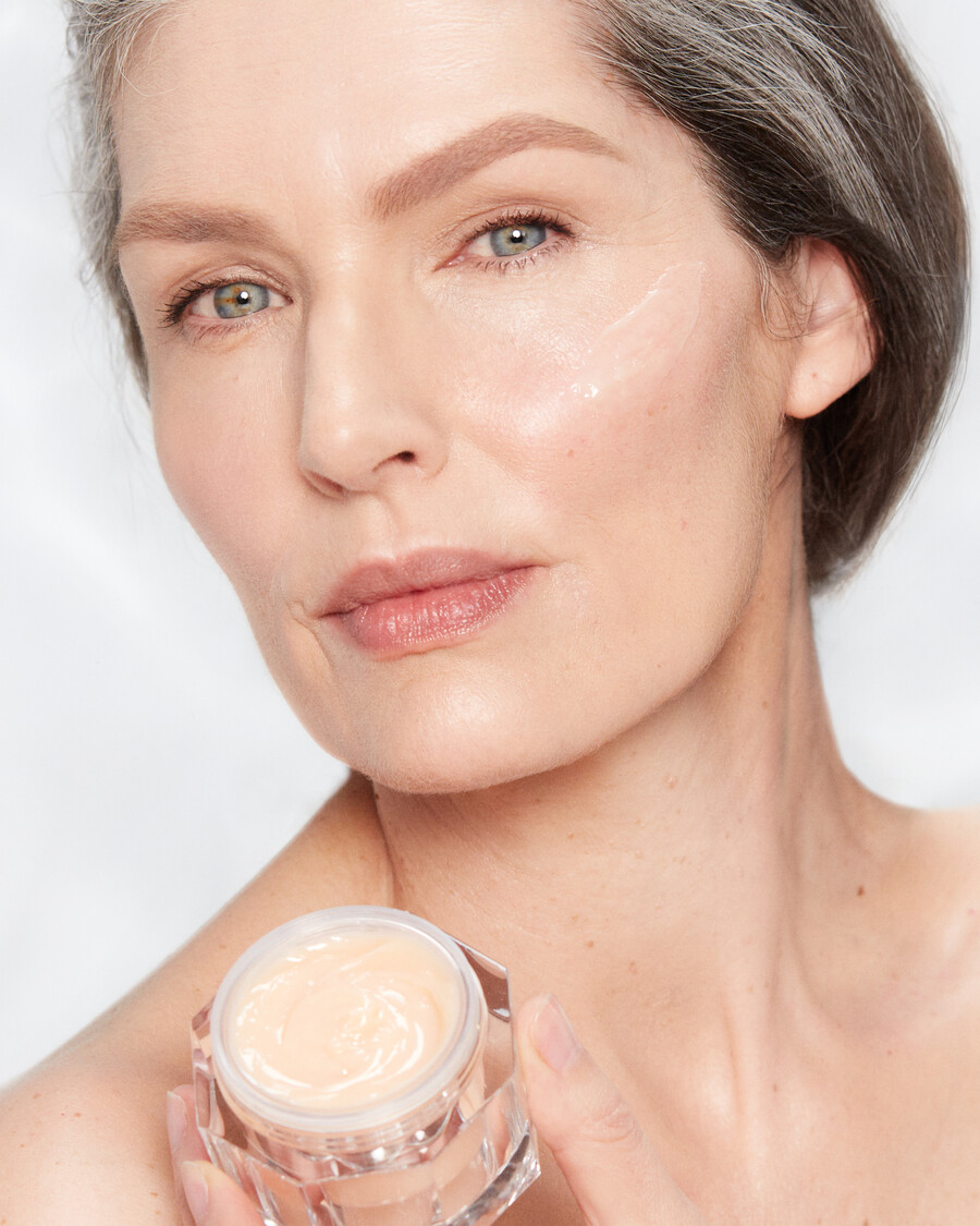 charlottes night-time glowing skin duo